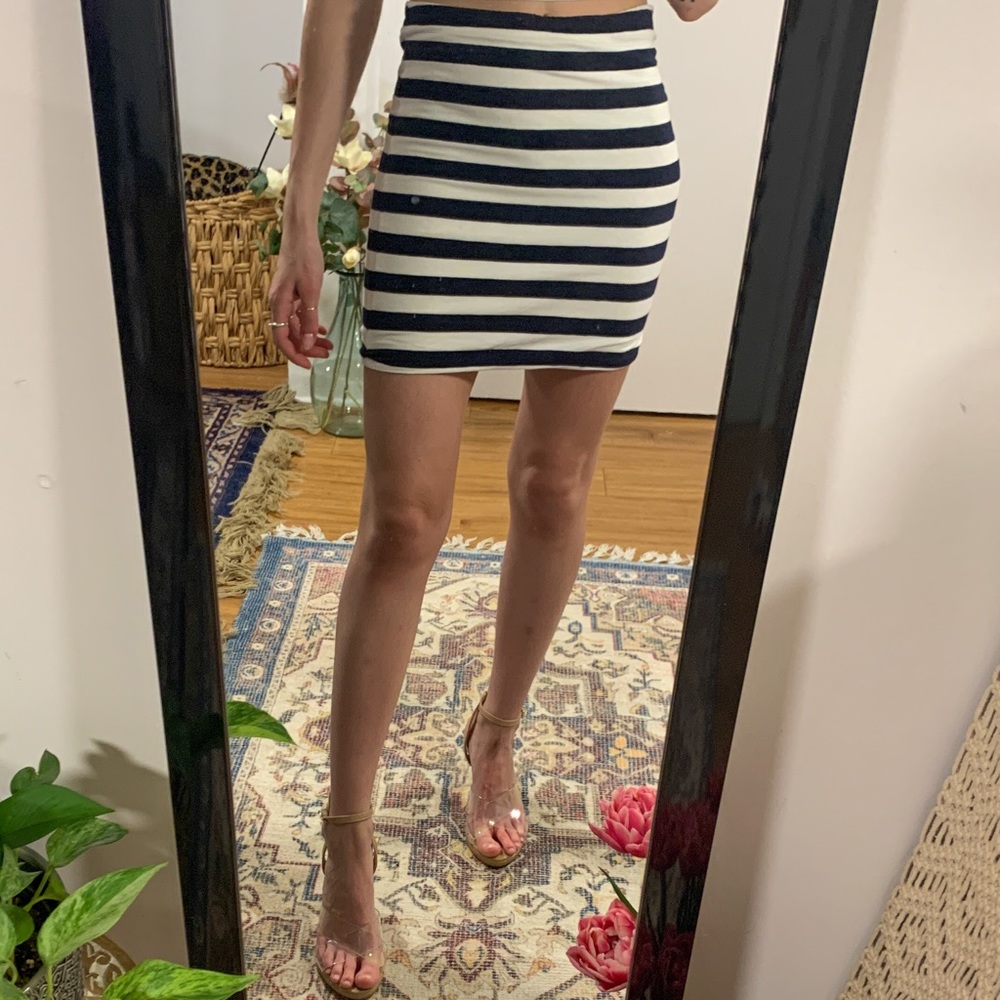 F21 ‘Striped Jersey Mini Skirt’ Navy & White S